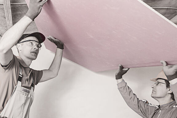 Illustration d'une mise en oeuvre de plafond en plaque de plâtre coupe-feu